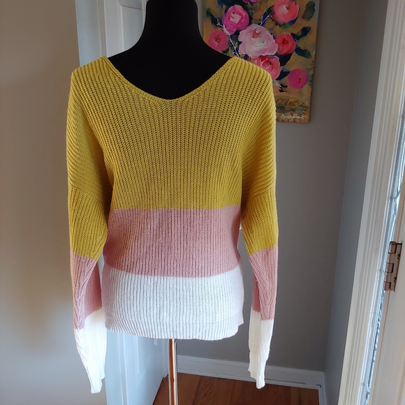 Polly & Esther Twist Front Color Block Sweater Women's Size Large - Picture 3 of 6